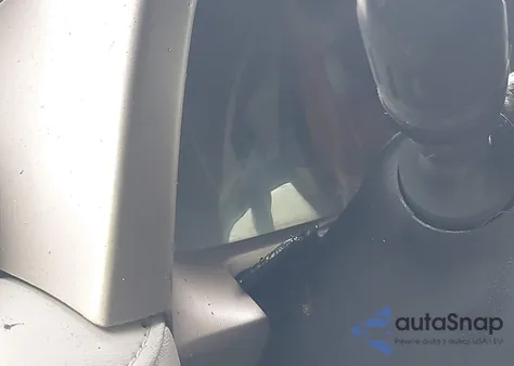 2014 Toyota Rav4 Xle z USA, uszkodzony, nr VIN 2T3WFREV8EW109651